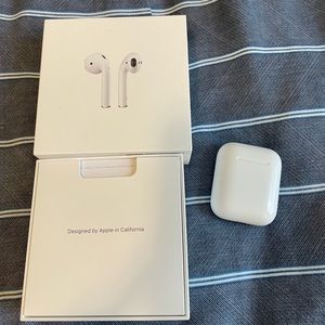 Apple AirPods First Generation
